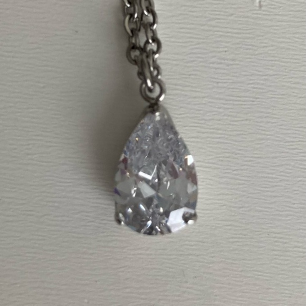 STEELX Silver and Glass Necklace